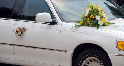 How to Plan Wedding Transportation for Winter Weddings